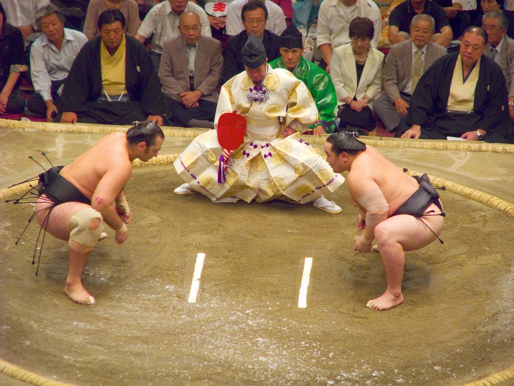 Đấu vật Sumo - Môn thể thao truyền thống của Nhật Bản